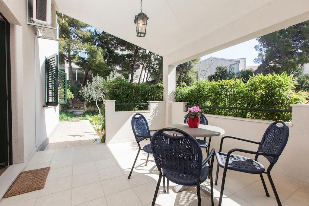 Apartments Meri Макарска Стая снимка