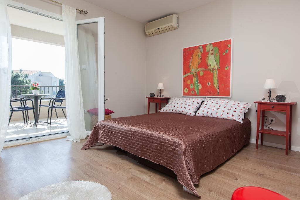 Apartments Meri Макарска Стая снимка
